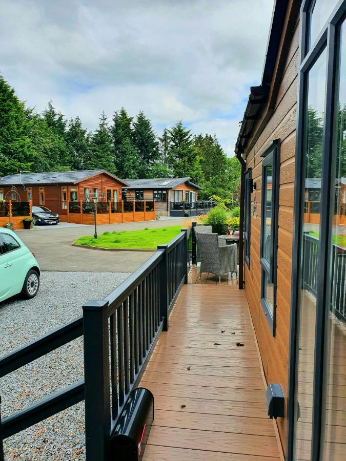 Grand Eagles Luxury Lodge, Auchterarder Perth Exterior foto